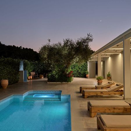 Jasmine Suites With Private Pool Tsilivi  Exterior photo