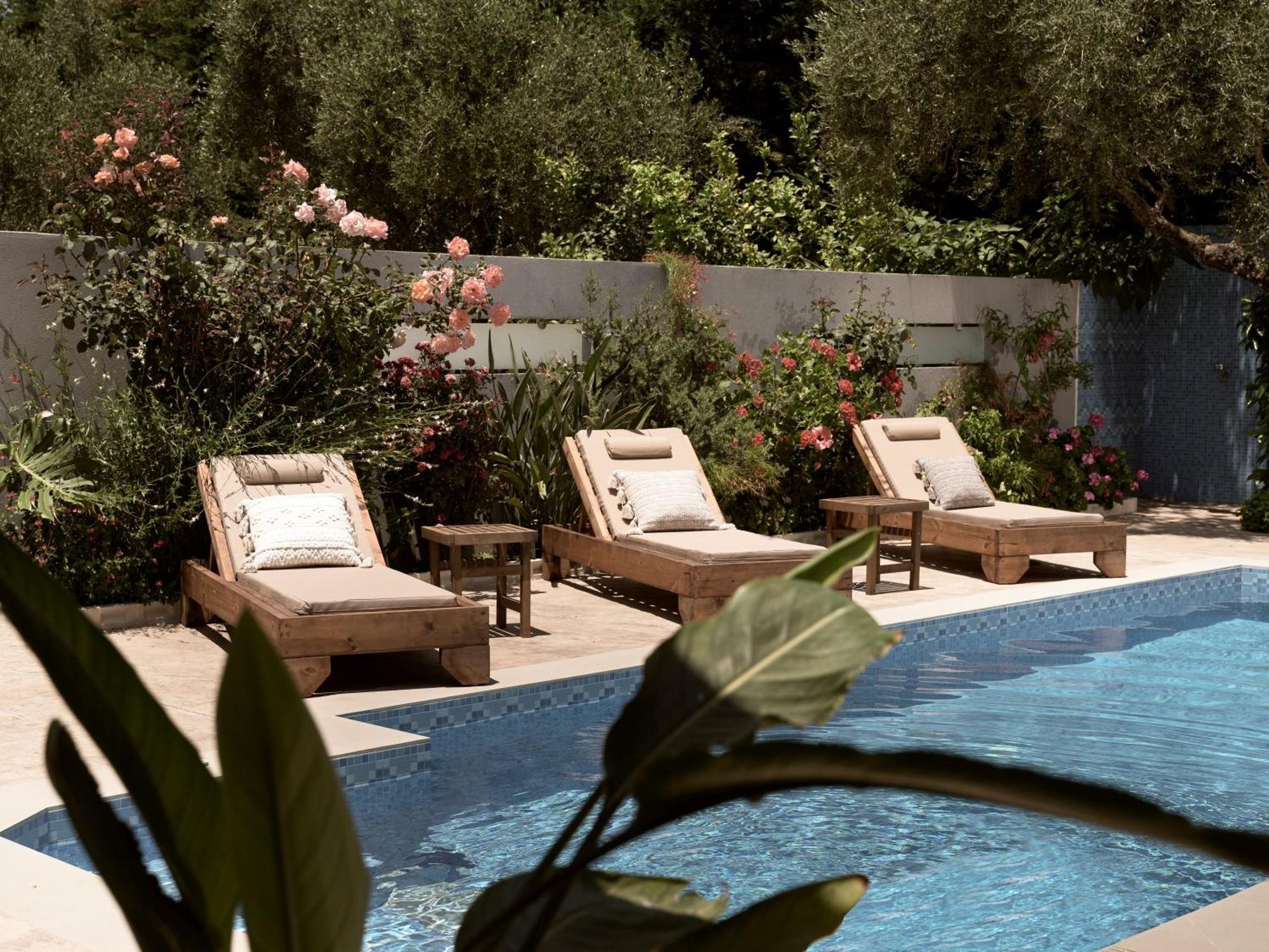 Jasmine Suites With Private Pool Tsilivi  Exterior photo